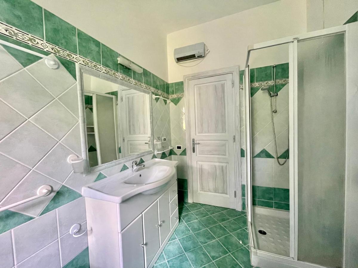 Casa Vacanze Mariafrancesca Искья Экстерьер фото