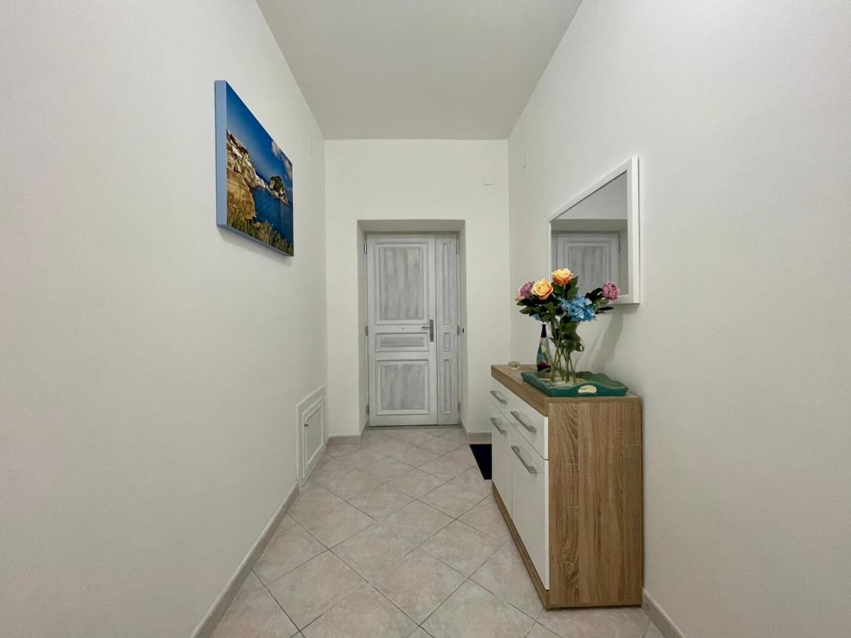 Casa Vacanze Mariafrancesca Искья Экстерьер фото